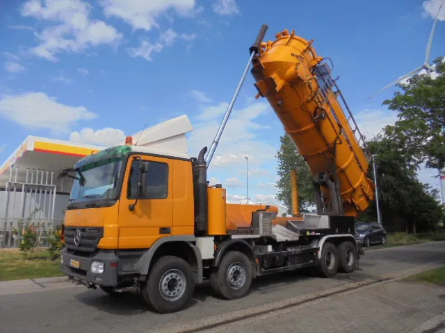 Mercedes-Benz Actros 4141K MEGA VAC - Vidanjör: fotoğraf 1 Mercedes-Benz Actros 4141K MEGA VAC - Vidanjör: fotoğraf 1