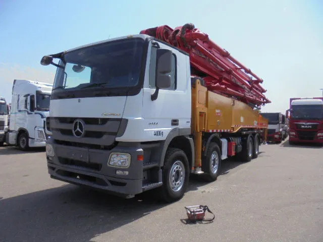 Mercedes-Benz Actros 4144 8X4 SANY 56M BETONPOMP - Mobil beton pompası: fotoğraf 2 Mercedes-Benz Actros 4144 8X4 SANY 56M BETONPOMP - Mobil beton pompası: fotoğraf 2