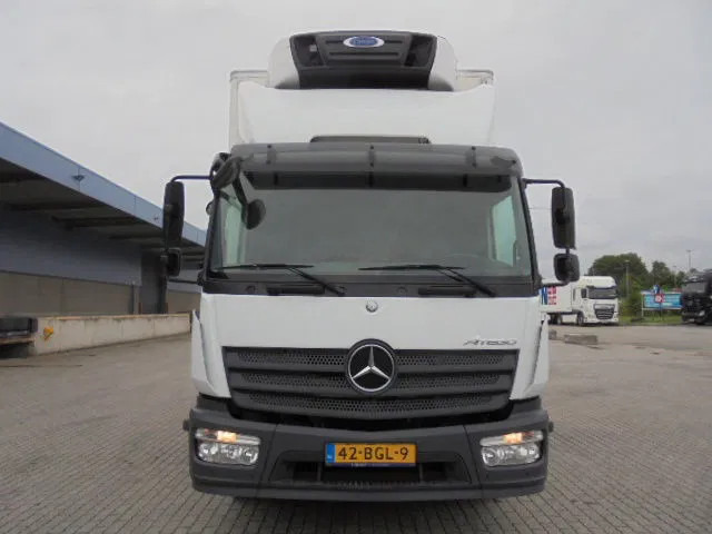 Mercedes-Benz Atego 1218 - Izotermik kamyon: fotoğraf 2 Mercedes-Benz Atego 1218 - Izotermik kamyon: fotoğraf 2