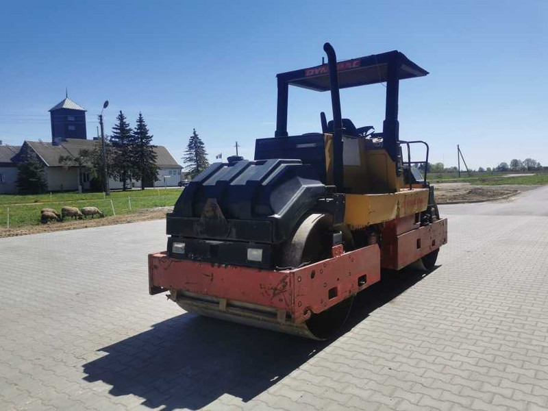 Dynapac CC 421 - Silindir makinesi: fotoğraf 4 Dynapac CC 421 - Silindir makinesi: fotoğraf 4