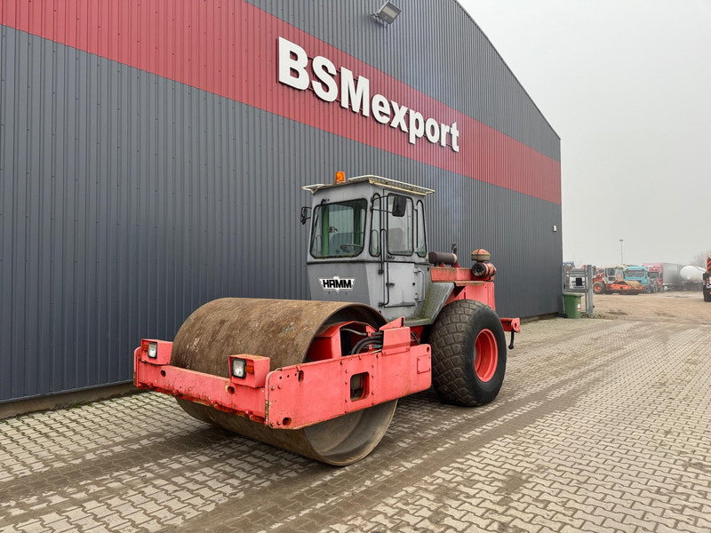 Hamm 2411 - Silindir makinesi: fotoğraf 1 Hamm 2411 - Silindir makinesi: fotoğraf 1