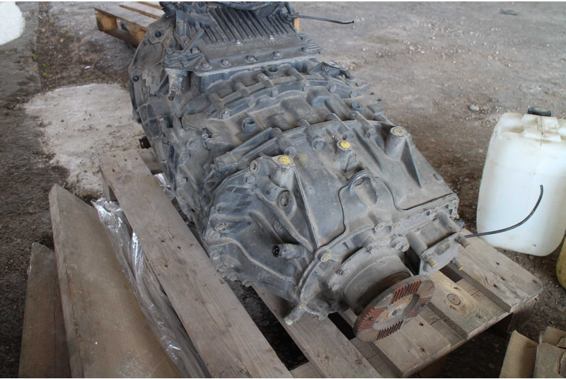 MAN ZF 12 AS 2130TD gearbox for MAN truck tractor - Vites kutusu - Kamyon: fotoğraf 4 MAN ZF 12 AS 2130TD gearbox for MAN truck tractor - Vites kutusu - Kamyon: fotoğraf 4