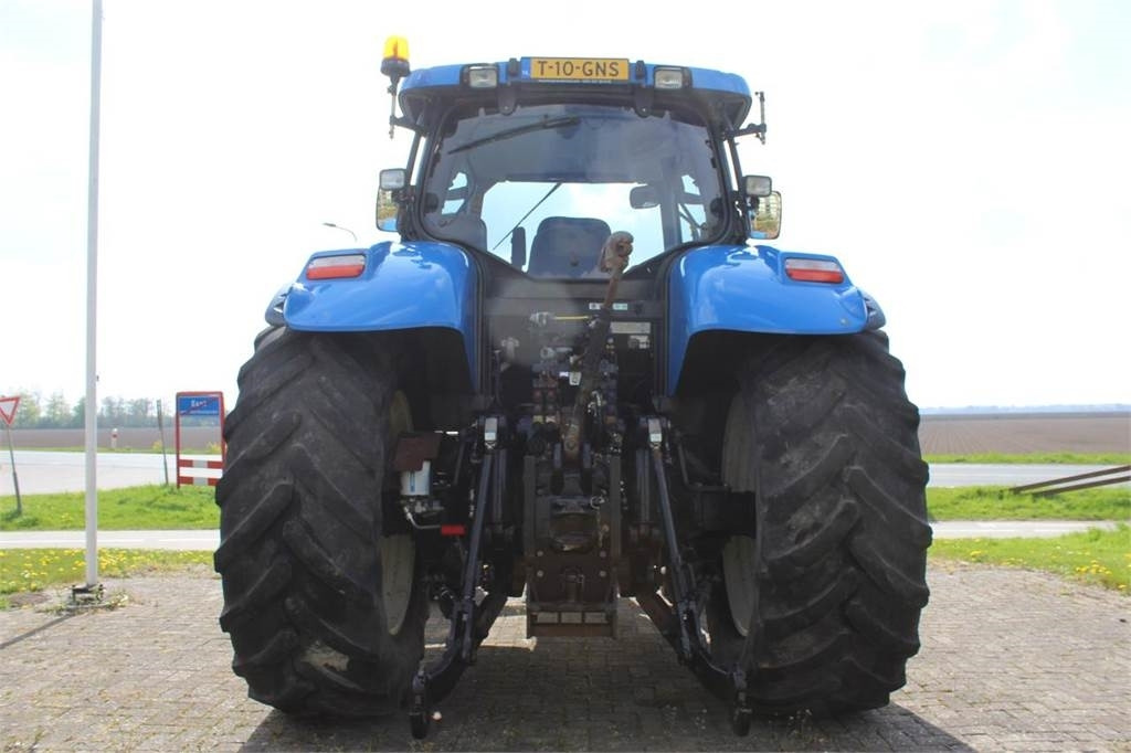 New Holland T7050 - Traktör: fotoğraf 5 New Holland T7050 - Traktör: fotoğraf 5