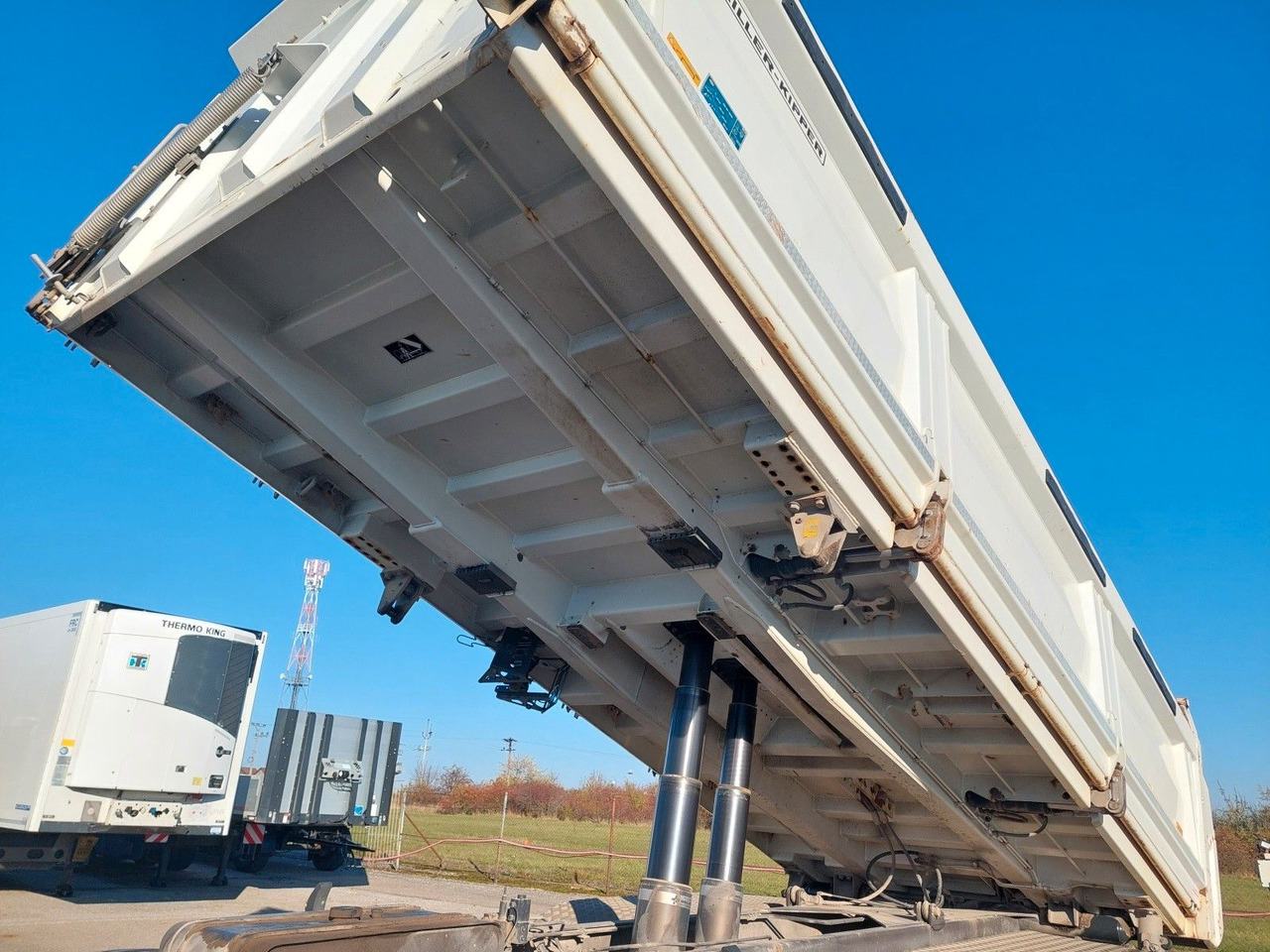 Iveco AD340X480 X-Way Bordmatic Meiller 8x4 - Damperli kamyon: fotoğraf 5 Iveco AD340X480 X-Way Bordmatic Meiller 8x4 - Damperli kamyon: fotoğraf 5