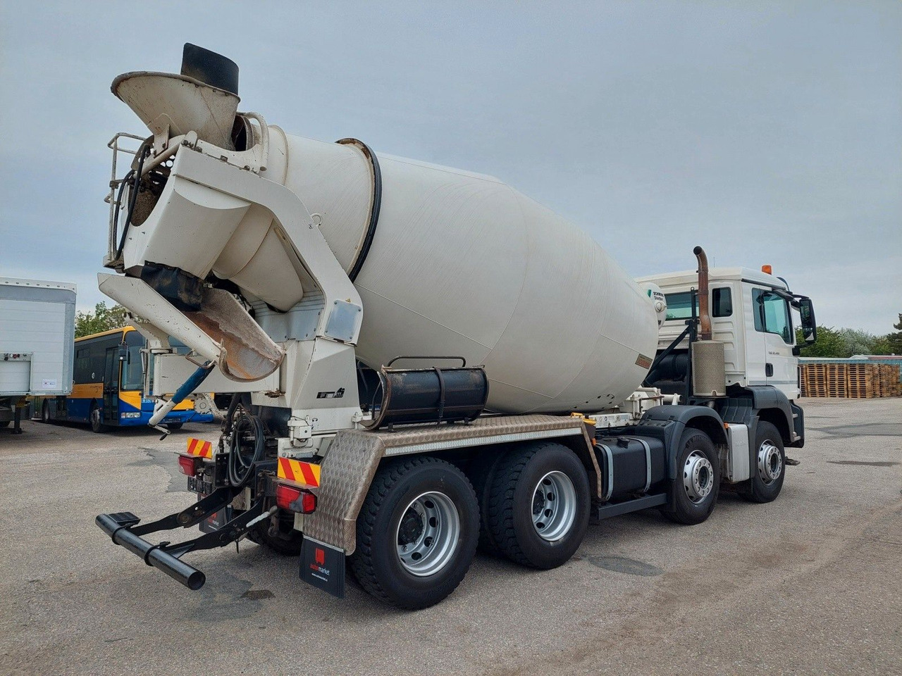 MAN TGS 32.400 8X4 BB Stetter 9 m³ - Transmikser: fotoğraf 4 MAN TGS 32.400 8X4 BB Stetter 9 m³ - Transmikser: fotoğraf 4