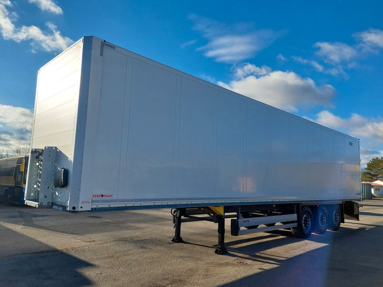 Schmitz Cargobull SKO 24 Doppelstock - Kapalı karoser dorse: fotoğraf 1 Schmitz Cargobull SKO 24 Doppelstock - Kapalı karoser dorse: fotoğraf 1