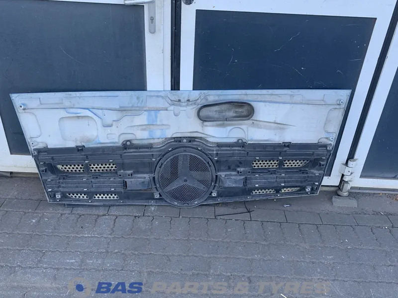 Mercedes-Benz Actros MP4 Frontklep Mercedes A 960 750 03 18 - Izgara - Kamyon: fotoğraf 2 Mercedes-Benz Actros MP4 Frontklep Mercedes A 960 750 03 18 - Izgara - Kamyon: fotoğraf 2