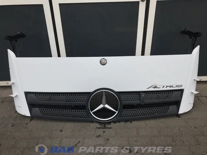Mercedes-Benz Actros MP4 Frontklep Mercedes A 960 750 03 18 - Izgara - Kamyon: fotoğraf 1 Mercedes-Benz Actros MP4 Frontklep Mercedes A 960 750 03 18 - Izgara - Kamyon: fotoğraf 1
