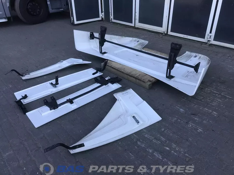 Mercedes-Benz Antos MP4 Spoilerset Mercedes ClassicSpace M-cab L1EH1 A 960 790 27 44 - Aerodinamik/ Spoylerler - Kamyon: fotoğraf 5 Mercedes-Benz Antos MP4 Spoilerset Mercedes ClassicSpace M-cab L1EH1 A 960 790 27 44 - Aerodinamik/ Spoylerler - Kamyon: fotoğraf 5
