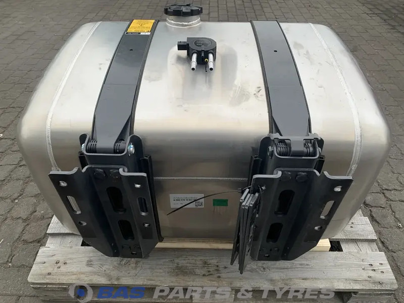 Mercedes-Benz Brandstoftank Mercedes 290 Liter A 960 470 00 04 - Yakıt tankı - Kamyon: fotoğraf 3 Mercedes-Benz Brandstoftank Mercedes 290 Liter A 960 470 00 04 - Yakıt tankı - Kamyon: fotoğraf 3