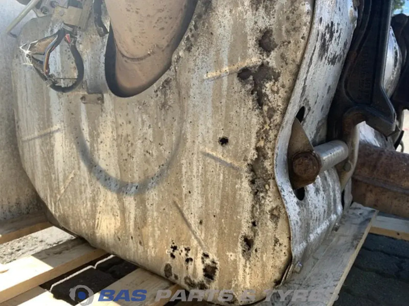 Susturucu - Kamyon Mercedes-Benz: fotoğraf 9