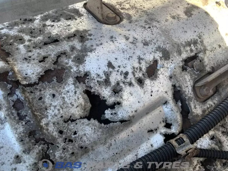 Susturucu - Kamyon Mercedes-Benz: fotoğraf 6