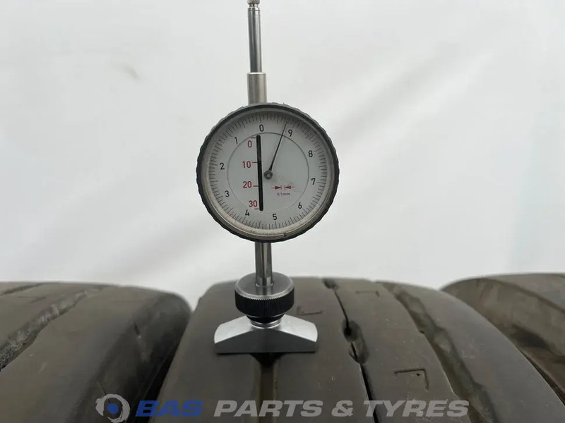 Michelin Michelin 205/65R17.5 X Multi T2 132/130 J M+S 3PMSF gebruikte set - Lastik - Kamyon: fotoğraf 3 Michelin Michelin 205/65R17.5 X Multi T2 132/130 J M+S 3PMSF gebruikte set - Lastik - Kamyon: fotoğraf 3