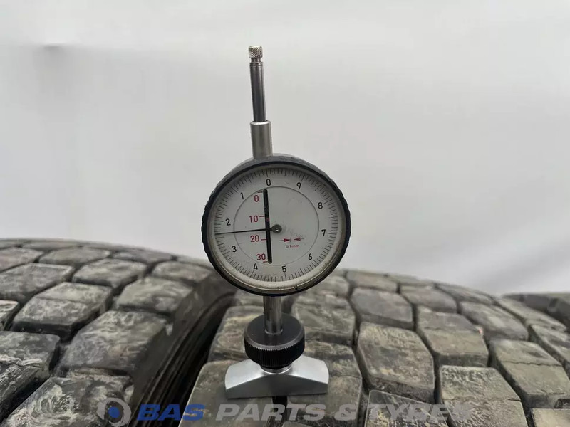 Michelin Michelin 275/70R22.5 X Multi D 148/145 M+S 3PMSF gebruikte set - Lastik - Kamyon: fotoğraf 3 Michelin Michelin 275/70R22.5 X Multi D 148/145 M+S 3PMSF gebruikte set - Lastik - Kamyon: fotoğraf 3