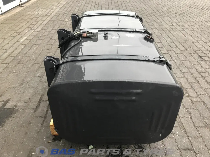 Scania - Yakıt tankı - Kamyon: fotoğraf 4 Scania - Yakıt tankı - Kamyon: fotoğraf 4