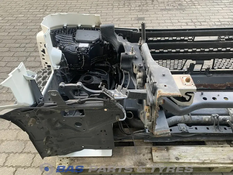 Scania R-Serie Bumper Scania 3082333 - Tampon - Kamyon: fotoğraf 4 Scania R-Serie Bumper Scania 3082333 - Tampon - Kamyon: fotoğraf 4