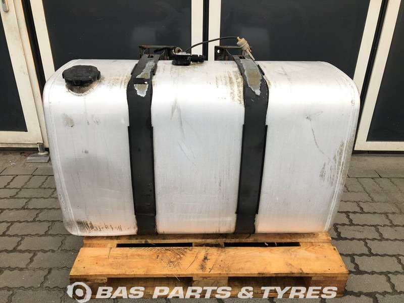 Volvo Brandstoftank Volvo 450 Liter G0000124 - Yakıt tankı - Kamyon: fotoğraf 1 Volvo Brandstoftank Volvo 450 Liter G0000124 - Yakıt tankı - Kamyon: fotoğraf 1