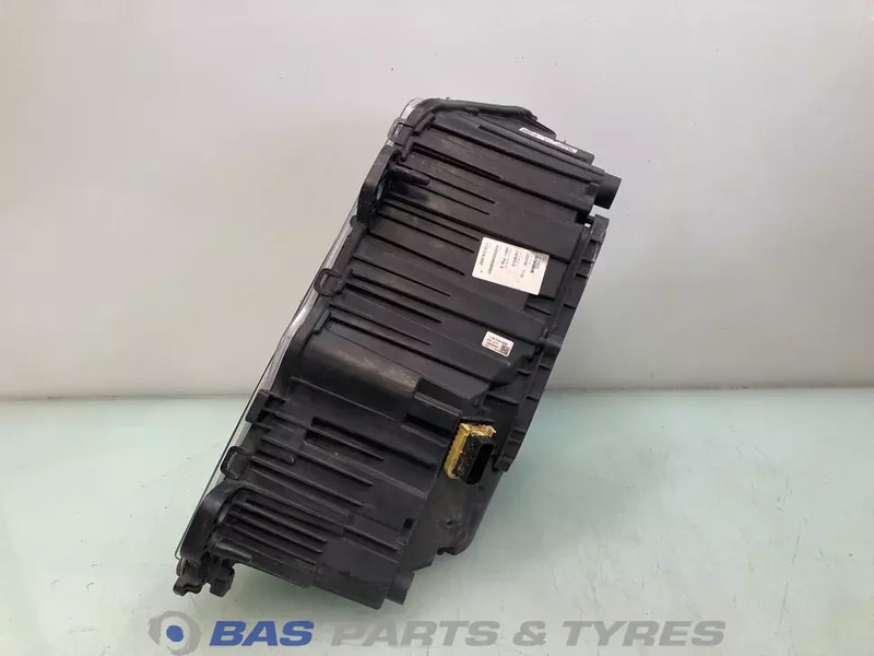 Volvo FH4B Koplamp Rechts 23752671 - Ön far - Kamyon: fotoğraf 2 Volvo FH4B Koplamp Rechts 23752671 - Ön far - Kamyon: fotoğraf 2