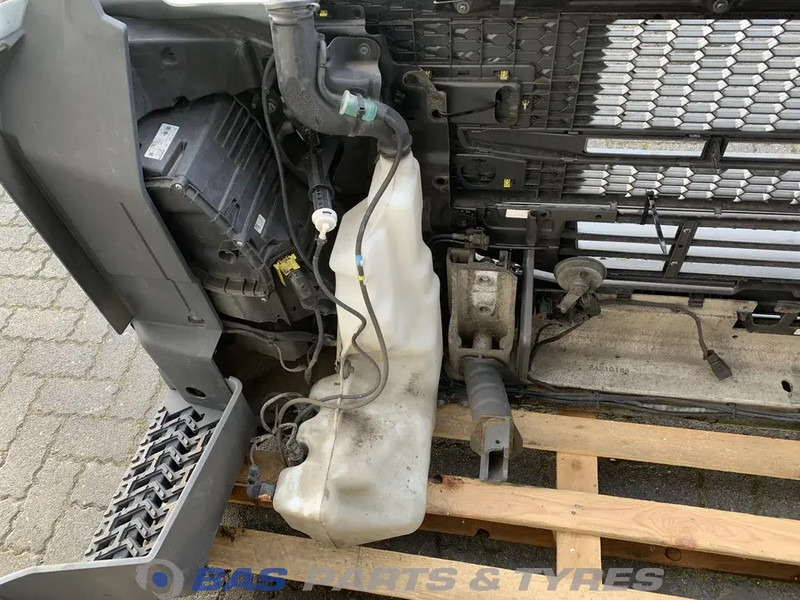 Volvo FM5 Bumper Volvo 84407376 - Tampon - Kamyon: fotoğraf 4 Volvo FM5 Bumper Volvo 84407376 - Tampon - Kamyon: fotoğraf 4