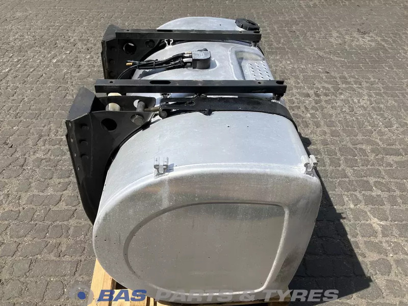 Volvo - Yakıt tankı - Kamyon: fotoğraf 2 Volvo - Yakıt tankı - Kamyon: fotoğraf 2