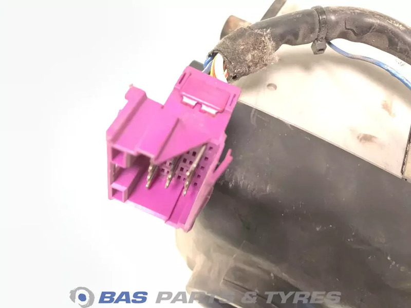 Webasto Universeel Standkachel 20383404 - Isıtma/ Havalandırma - Kamyon: fotoğraf 3 Webasto Universeel Standkachel 20383404 - Isıtma/ Havalandırma - Kamyon: fotoğraf 3