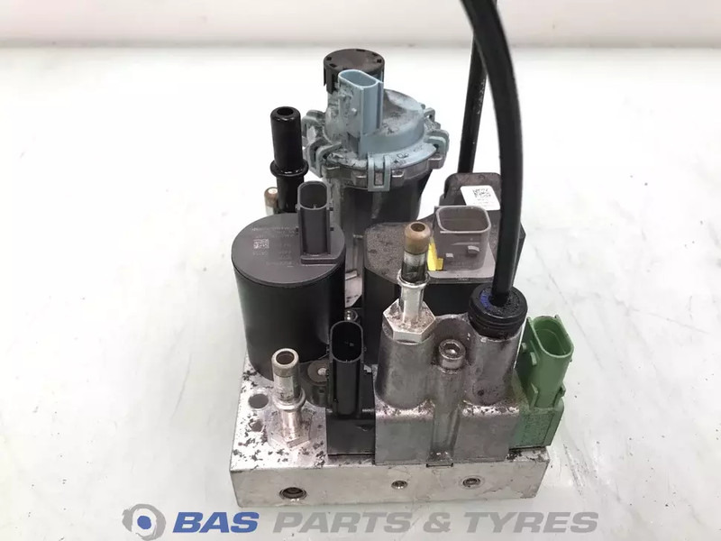 Volvo AdBlue pomp Volvo 21679299 - Yedek parça - Kamyon: fotoğraf 2 Volvo AdBlue pomp Volvo 21679299 - Yedek parça - Kamyon: fotoğraf 2