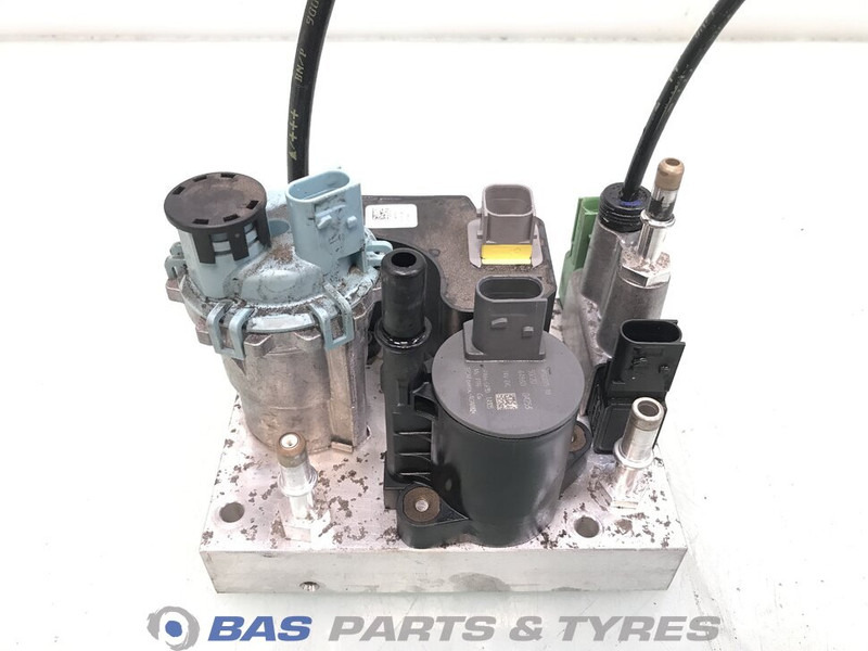 Volvo AdBlue pomp Volvo 21679299 - Yedek parça - Kamyon: fotoğraf 1 Volvo AdBlue pomp Volvo 21679299 - Yedek parça - Kamyon: fotoğraf 1