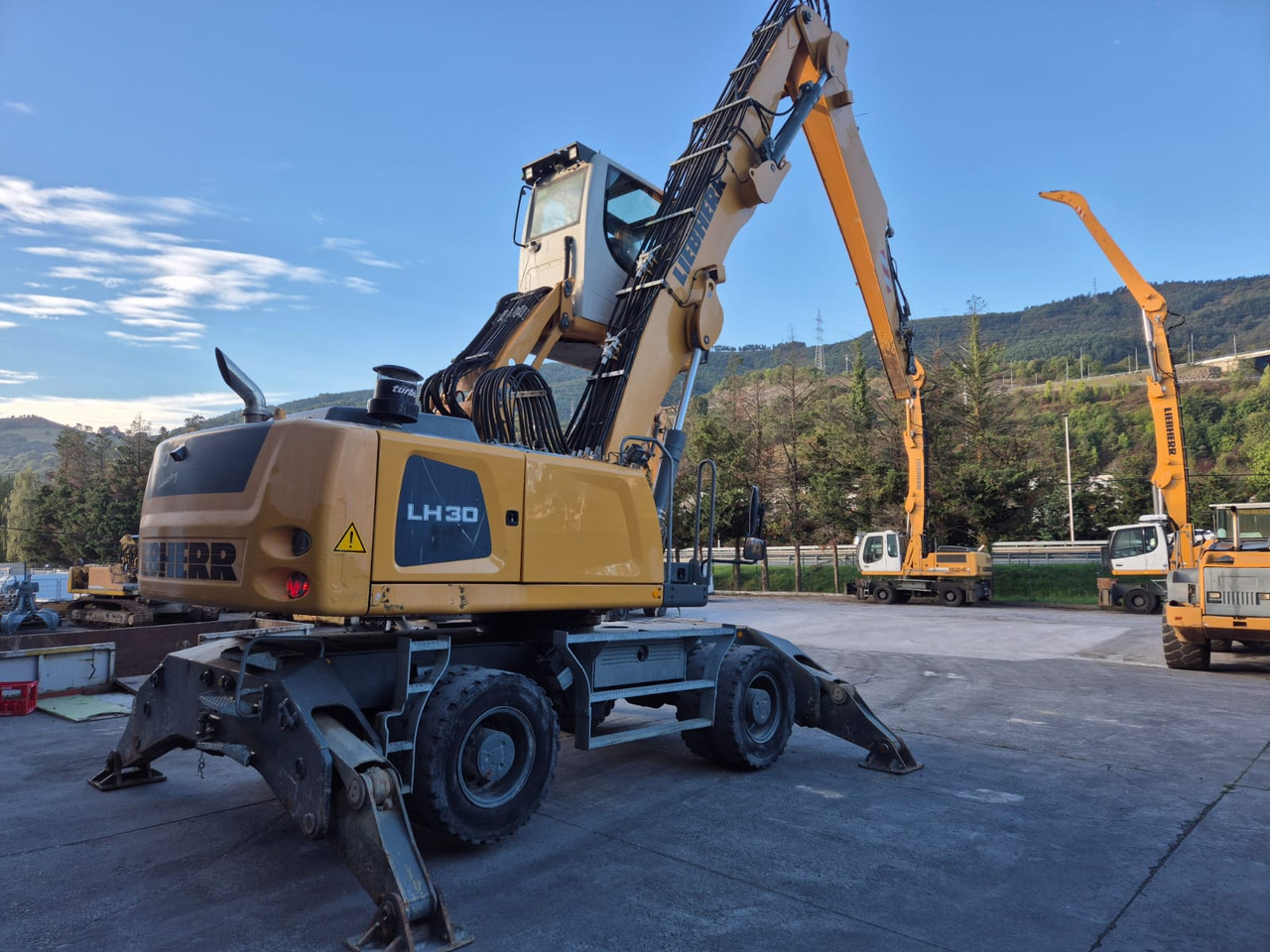 LIEBHERR LH30M - Elleçleme makinesi: fotoğraf 4 LIEBHERR LH30M - Elleçleme makinesi: fotoğraf 4