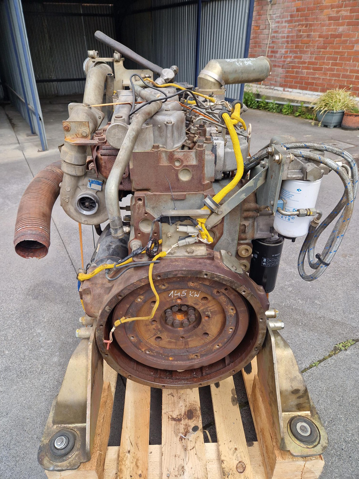 MOTOR LIEBHERR D924TIE 145 KW - Motor - İş makinaları: fotoğraf 4 MOTOR LIEBHERR D924TIE 145 KW - Motor - İş makinaları: fotoğraf 4