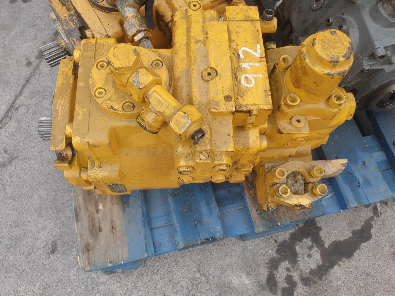 Motor de traslación LMV140 - Hidrolik motor - İş makinaları: fotoğraf 1 Motor de traslación LMV140 - Hidrolik motor - İş makinaları: fotoğraf 1
