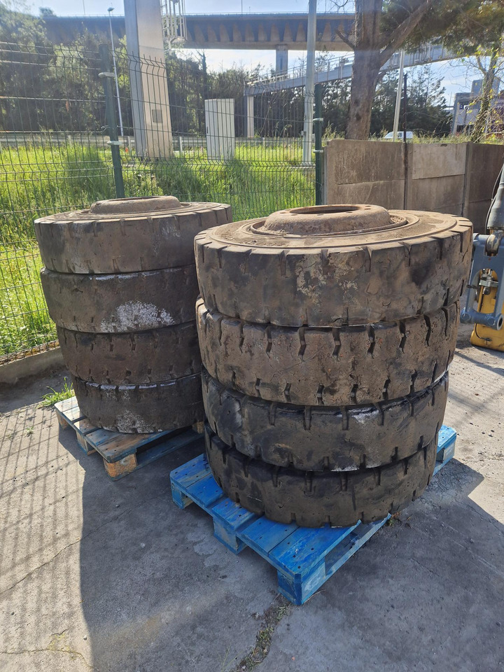 RUEDAS MACIZAS 12.00R20 - Komple tekerlek - İş makinaları: fotoğraf 4 RUEDAS MACIZAS 12.00R20 - Komple tekerlek - İş makinaları: fotoğraf 4