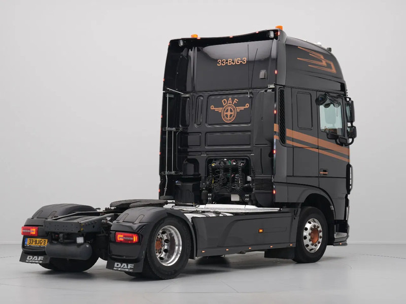 DAF XF 460 FT Super Space Cab, Intarder - Çekici: fotoğraf 4 DAF XF 460 FT Super Space Cab, Intarder - Çekici: fotoğraf 4