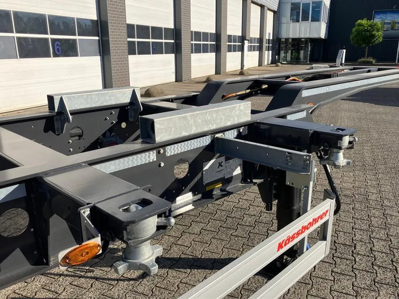 Kässbohrer SHG AVH / 45 - 12 / 27 Voor- en achterzijde uitschuifbaar -> 20"/40"/45" - Konteynır taşıyıcı/ Yedek karoser dorse: fotoğraf 4 Kässbohrer SHG AVH / 45 - 12 / 27 Voor- en achterzijde uitschuifbaar -> 20"/40"/45" - Konteynır taşıyıcı/ Yedek karoser dorse: fotoğraf 4