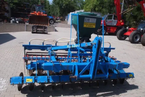 Agregat uprawowo-siewny Rabe Werk 2011 3m brona talerzowa z siewnikiem do poplonów - Kombine ekim makinesi: fotoğraf 1 Agregat uprawowo-siewny Rabe Werk 2011 3m brona talerzowa z siewnikiem do poplonów - Kombine ekim makinesi: fotoğraf 1