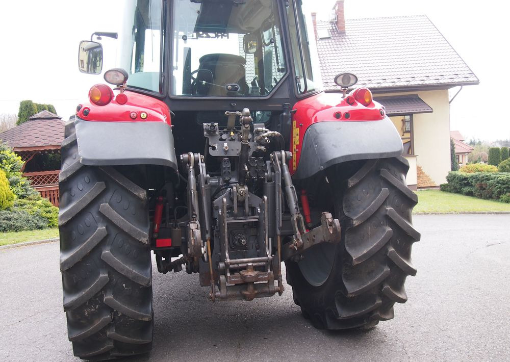 Ciągnik Massey Ferguson MF 6455 Dyna6 2013 Ciągnik Massey Ferguson 6455+TUZ - Traktör: fotoğraf 5 Ciągnik Massey Ferguson MF 6455 Dyna6 2013 Ciągnik Massey Ferguson 6455+TUZ - Traktör: fotoğraf 5