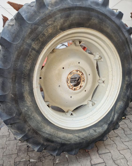 Części do Ciągnika Massey Ferguson MF 3000, 6000 Koła tylne 18,4R38 do ciągnika MF - Komple tekerlek - Tarım araçları: fotoğraf 5 Części do Ciągnika Massey Ferguson MF 3000, 6000 Koła tylne 18,4R38 do ciągnika MF - Komple tekerlek - Tarım araçları: fotoğraf 5