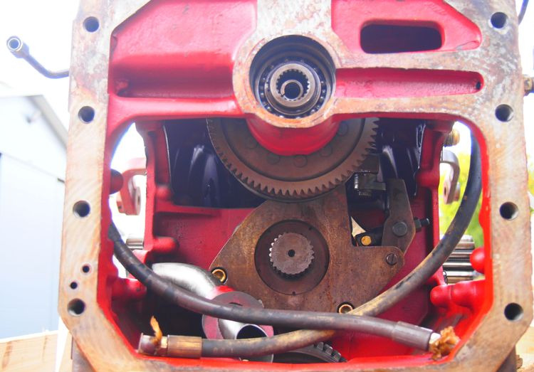 Części do Ciągnika Massey Ferguson MF 3000, 6000 Tylny most z podnośnikiem od MF 3000, 6000 - Arka aks - Tarım araçları: fotoğraf 3 Części do Ciągnika Massey Ferguson MF 3000, 6000 Tylny most z podnośnikiem od MF 3000, 6000 - Arka aks - Tarım araçları: fotoğraf 3