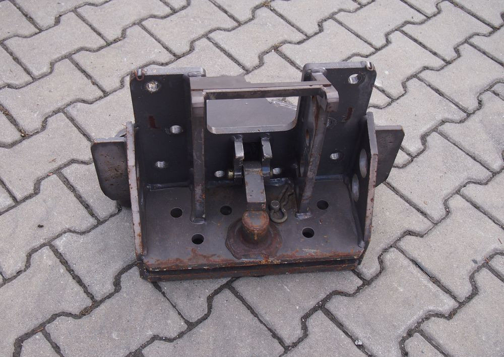 Części do Ciągnika Massey Ferguson MF 3000, 6000 Zaczep dolny do MF 3000, 3100, 6000, - Kaporta ve Dış Aksam - Tarım araçları: fotoğraf 1 Części do Ciągnika Massey Ferguson MF 3000, 6000 Zaczep dolny do MF 3000, 3100, 6000, - Kaporta ve Dış Aksam - Tarım araçları: fotoğraf 1