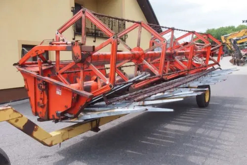 Heder do kombajnu Deutz-Fahr 1600,1610,1620,1630, 2680,2780, 2385,2685,2780, - Biçerdöver tablası: fotoğraf 1 Heder do kombajnu Deutz-Fahr 1600,1610,1620,1630, 2680,2780, 2385,2685,2780, - Biçerdöver tablası: fotoğraf 1