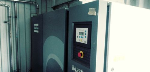 Kompresor Atlas Copco Atlas Copco GA37 Plus 2006 Kompresor sprężarka śrubowa - Hava kompresörü: fotoğraf 1 Kompresor Atlas Copco Atlas Copco GA37 Plus 2006 Kompresor sprężarka śrubowa - Hava kompresörü: fotoğraf 1