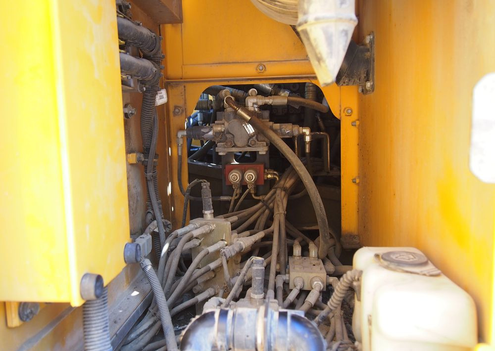 Koparka gąsienicowa Volvo EC180CL 2008 KOPARKA VOLVO - Paletli ekskavatör: fotoğraf 5 Koparka gąsienicowa Volvo EC180CL 2008 KOPARKA VOLVO - Paletli ekskavatör: fotoğraf 5