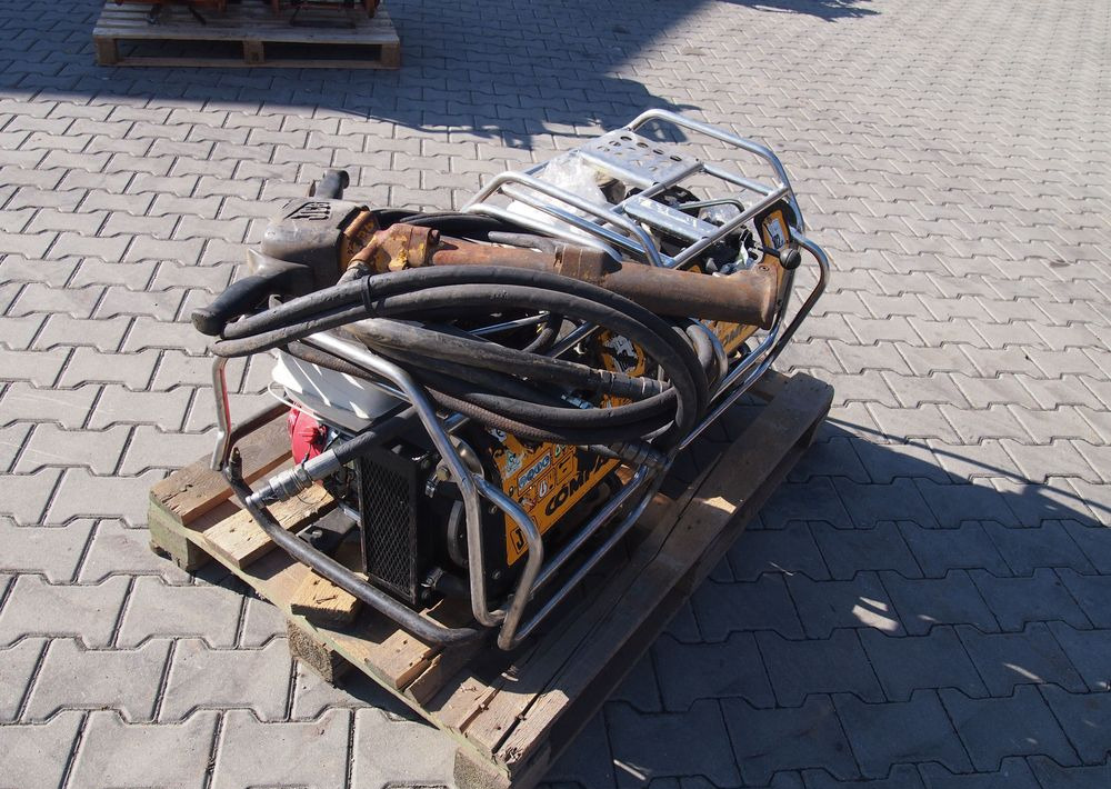 Młot hydraulczny wyburzeniowy JCB COMPACT 2010 Agregat hydrauliczny do młota wyburzeniowego JCB - İnşaat ekipmanı: fotoğraf 2 Młot hydraulczny wyburzeniowy JCB COMPACT 2010 Agregat hydrauliczny do młota wyburzeniowego JCB - İnşaat ekipmanı: fotoğraf 2