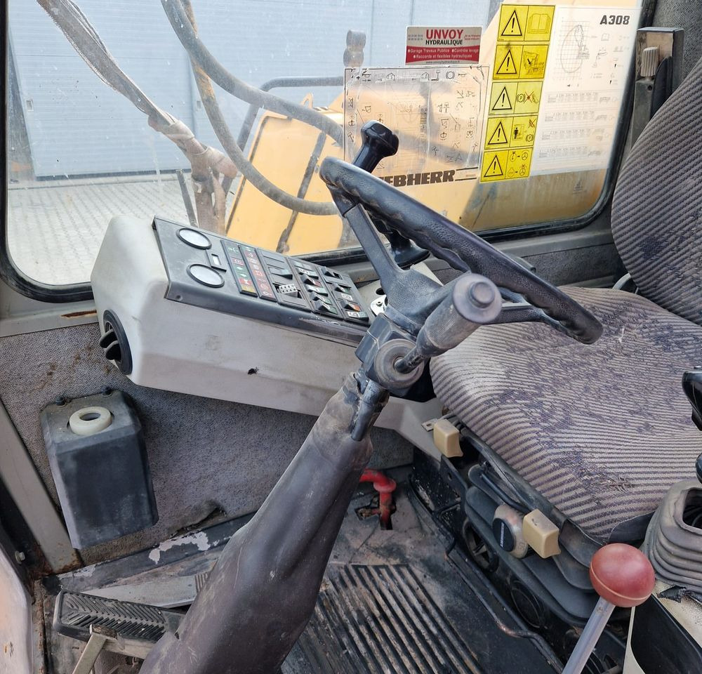 Pozostałe części Liebherr Liebherr A308 1999 Koparka kołowa Liebherr 308 - Ekskavatör: fotoğraf 5 Pozostałe części Liebherr Liebherr A308 1999 Koparka kołowa Liebherr 308 - Ekskavatör: fotoğraf 5