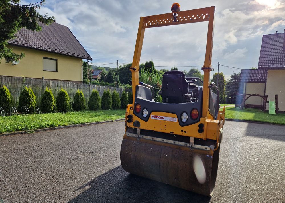 Walec Hamm HD14VV 2014 Walec HAMM HD 14VV silnik KUBOTA - Silindir makinesi: fotoğraf 5 Walec Hamm HD14VV 2014 Walec HAMM HD 14VV silnik KUBOTA - Silindir makinesi: fotoğraf 5