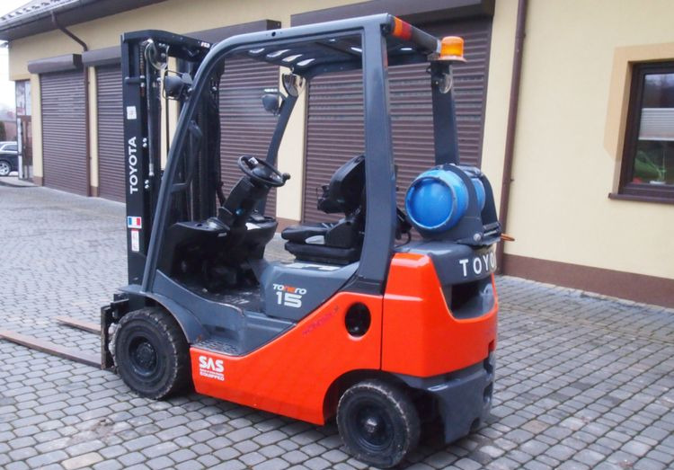 Wózek widłowy Toyota 8FGF15 2018 TRIPLEX system SAS (blokowanie tylnej osi) - LPG forklift: fotoğraf 4 Wózek widłowy Toyota 8FGF15 2018 TRIPLEX system SAS (blokowanie tylnej osi) - LPG forklift: fotoğraf 4