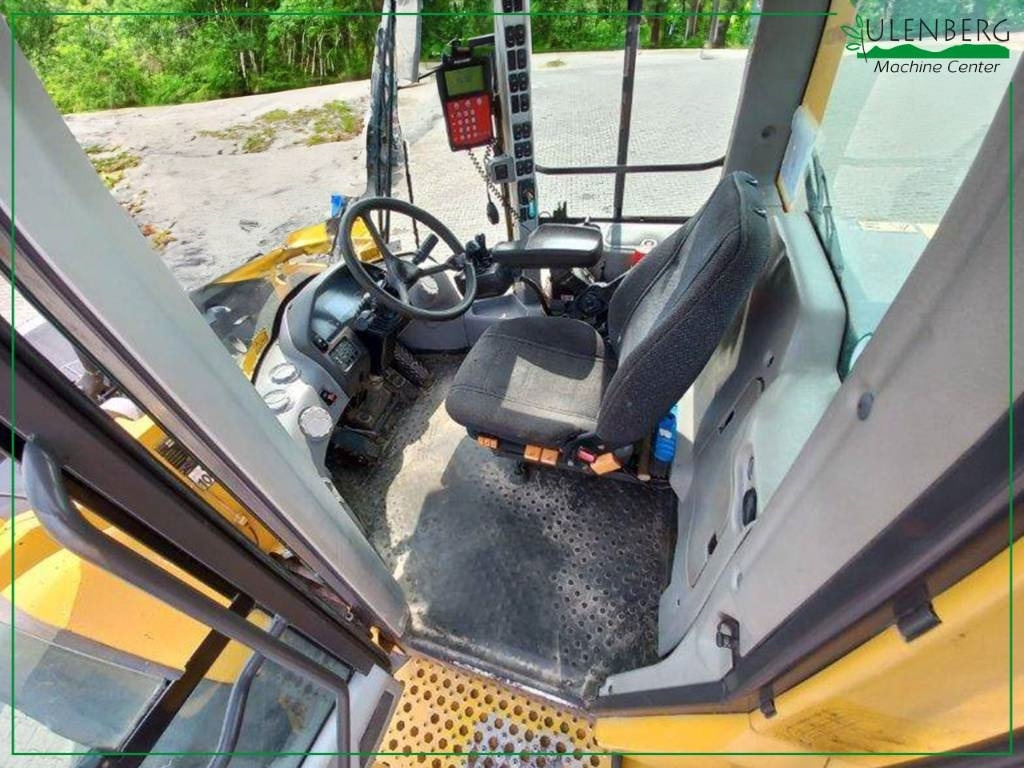 Volvo L 120 G - Tekerlekli yükleyici: fotoğraf 5 Volvo L 120 G - Tekerlekli yükleyici: fotoğraf 5