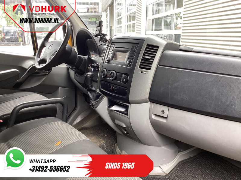 Mercedes-Benz Sprinter 316 2.2 CDI Aut. L2H2 EXPORT ONLY 3.5t Trekgewicht/ Airco/ Cruise/ Trekhaak - Panelvan: fotoğraf 3 Mercedes-Benz Sprinter 316 2.2 CDI Aut. L2H2 EXPORT ONLY 3.5t Trekgewicht/ Airco/ Cruise/ Trekhaak - Panelvan: fotoğraf 3