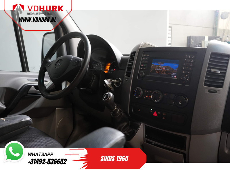 Mercedes-Benz Sprinter 319 3.0 V6 EURO6 L2 EXPORT ONLY 3.5t Trekverm./ Gev.Stoel/ Stoelverw./ Camera/ Cruise/ Navi/ Airco/ Trekhaak - Panelvan: fotoğraf 3 Mercedes-Benz Sprinter 319 3.0 V6 EURO6 L2 EXPORT ONLY 3.5t Trekverm./ Gev.Stoel/ Stoelverw./ Camera/ Cruise/ Navi/ Airco/ Trekhaak - Panelvan: fotoğraf 3
