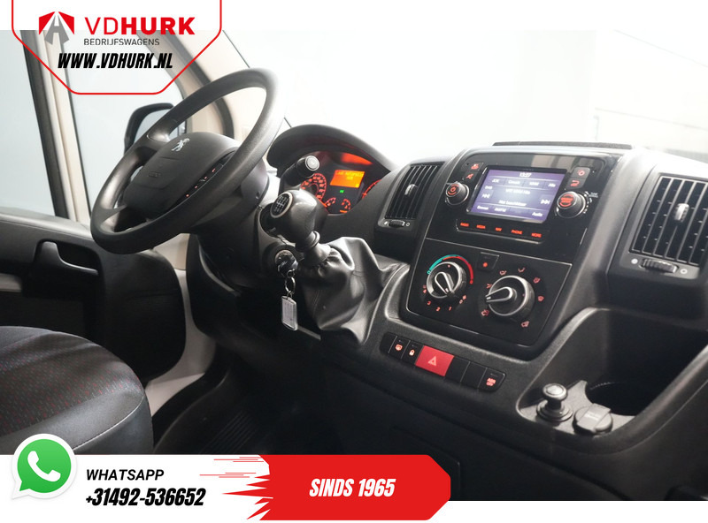 Peugeot Boxer 2.2 HDi 120 pk L2H2 BPM VRIJ! 2.5t Trekverm./ Navi/ PDC/ Cruise/ Airco - Küçük panelvan: fotoğraf 3 Peugeot Boxer 2.2 HDi 120 pk L2H2 BPM VRIJ! 2.5t Trekverm./ Navi/ PDC/ Cruise/ Airco - Küçük panelvan: fotoğraf 3