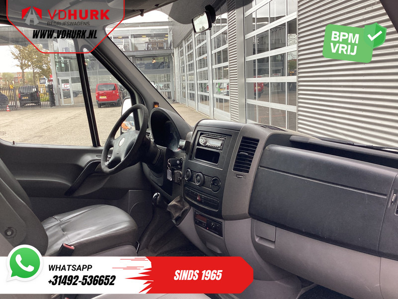 Volkswagen Crafter 50 2.5 TDI Aut. L2H2 DC Dubbel Cabine EXPORT 5 cil/ 3.5t Trekverm./ Airco/ 6 Pers./ 270Gr.Deuren/ Trekhaak - Panelvan, Çift kabin kamyonet: fotoğraf 3 Volkswagen Crafter 50 2.5 TDI Aut. L2H2 DC Dubbel Cabine EXPORT 5 cil/ 3.5t Trekverm./ Airco/ 6 Pers./ 270Gr.Deuren/ Trekhaak - Panelvan, Çift kabin kamyonet: fotoğraf 3